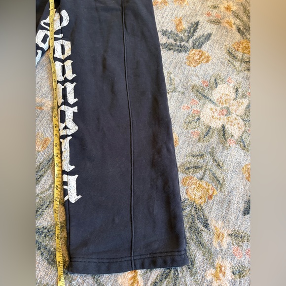 YoungLA Center Line Jogger Sweatpants Medium Black Spellout - Picture 2 of 8